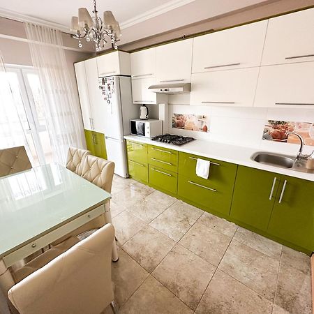 Bright & Quiet 2Room Apartment In City Center Chisinau Exterior foto